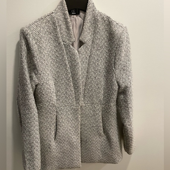 vici gray coat with pockets - Picture 8 of 8